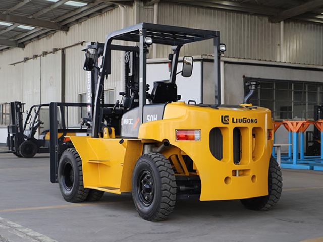 CLG系列內(nèi)燃5.0T~7.0T